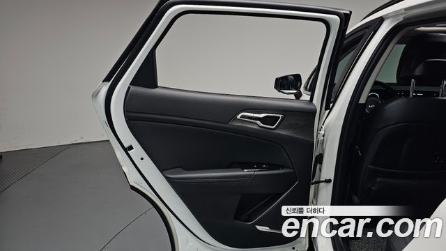 Kia Sportage 2022 — photo 15