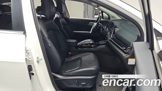 Kia Sportage 2022 — photo 16