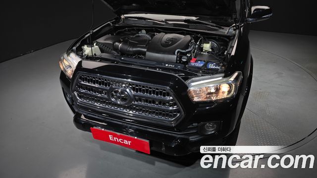Toyota Tacoma 2017 — photo 6