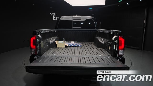 Toyota Tacoma 2017 — photo 20