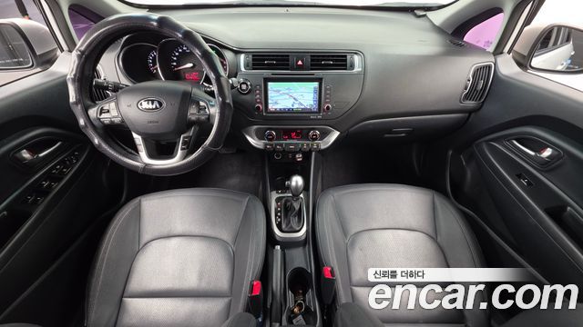 Kia pride 2015 — photo 10