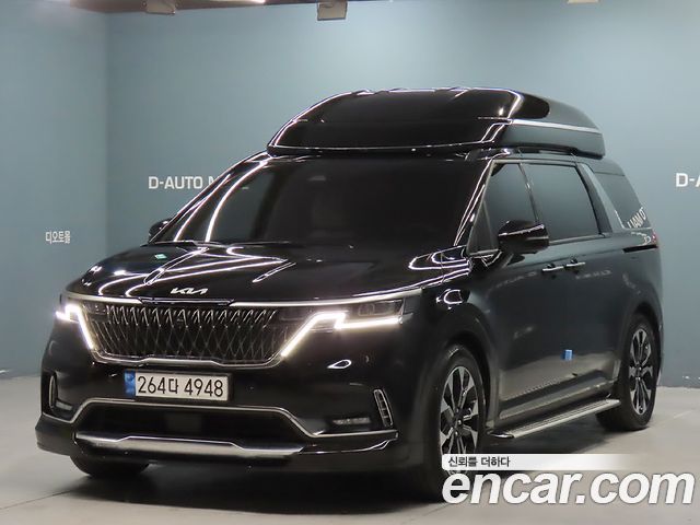 Kia Canival 2023 — photo 1