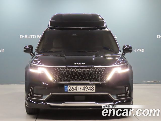 Kia Canival 2023 — photo 2