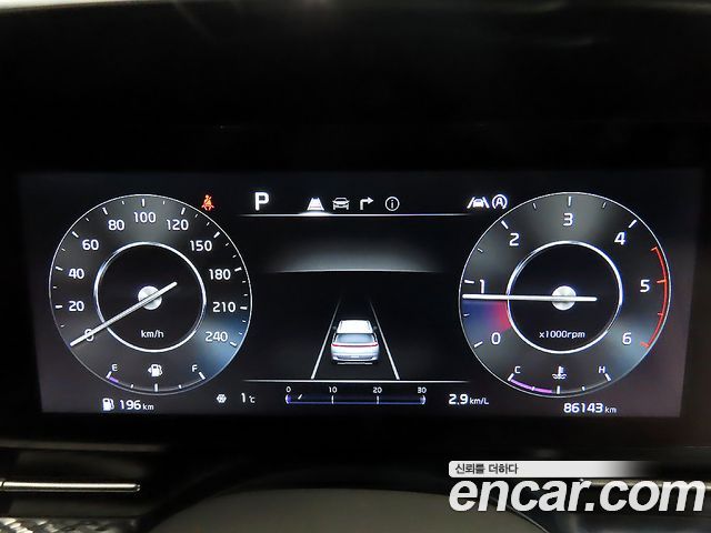 Kia Canival 2023 — photo 7