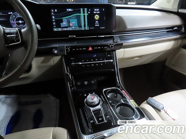 Kia Canival 2023 — photo 9