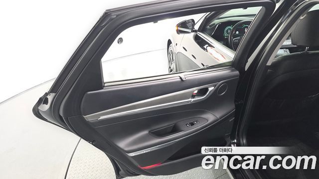 Hyundai Grandeur 2023 — photo 15