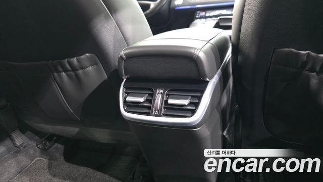 Hyundai Grandeur 2023 — photo 36