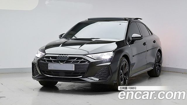 Audi A3 2025 — photo 1