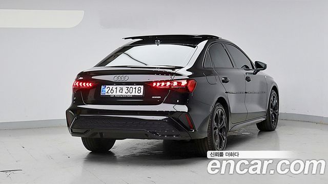 Audi A3 2025 — photo 2