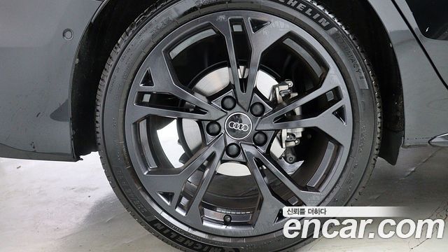 Audi A3 2025 — photo 7