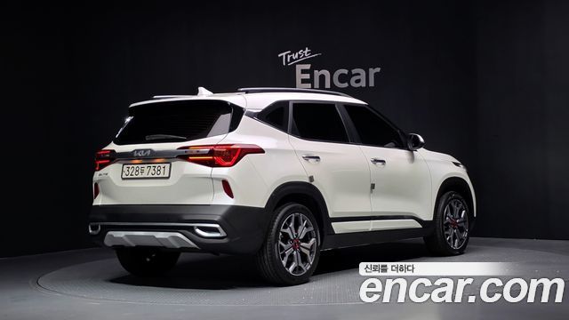 Kia Seltos 2023 — photo 2