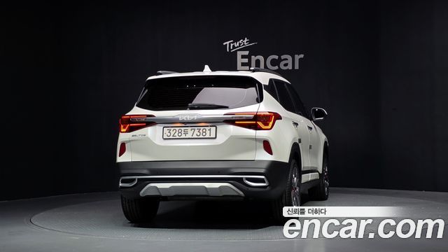 Kia Seltos 2023 — photo 4