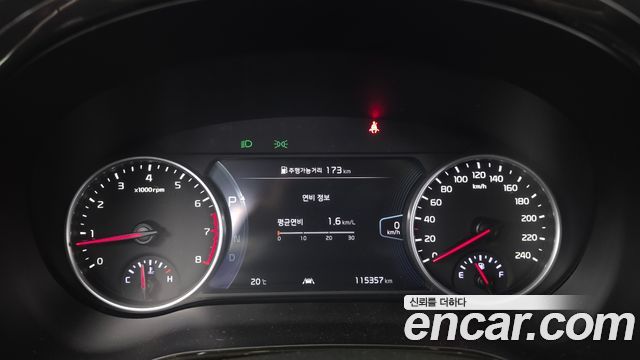 Kia Seltos 2023 — photo 11