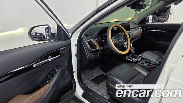 Kia Seltos 2023 — photo 13