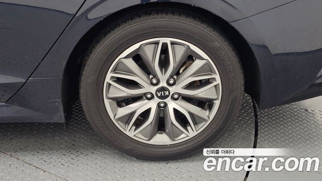Kia K5 2020 — photo 7