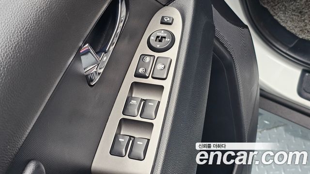 Kia Sportage 2016 — photo 23