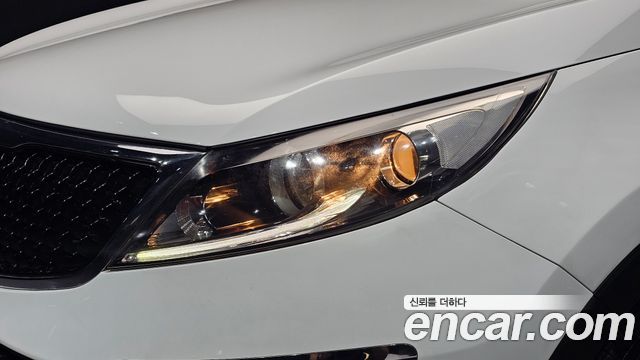 Kia Sportage 2016 — photo 8