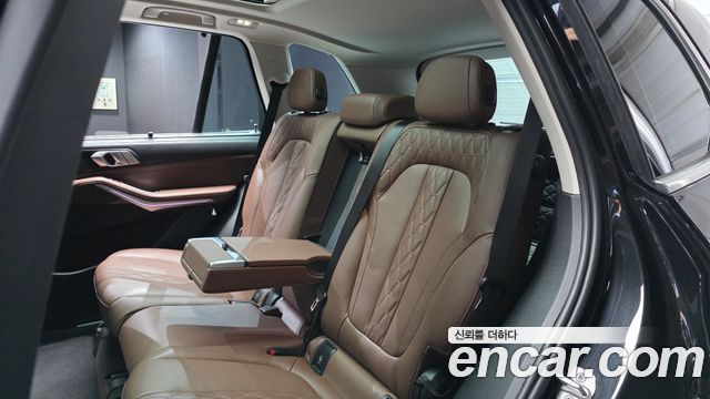 BMW X5 2022 — photo 18