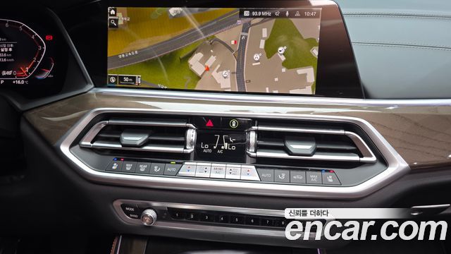 BMW X5 2022 — photo 19