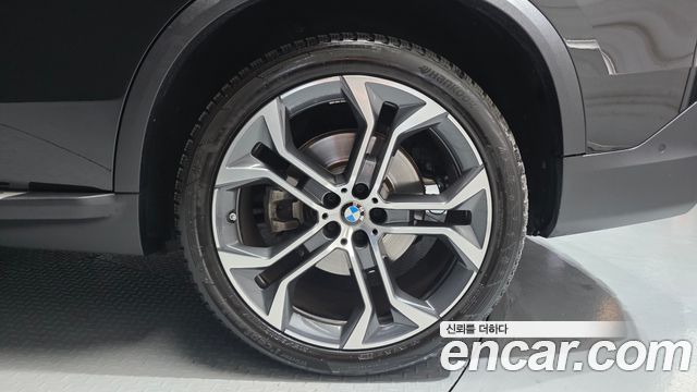 BMW X5 2022 — photo 7