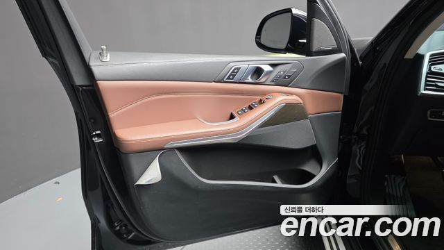BMW X5 2022 — photo 14