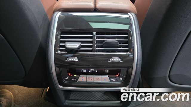 BMW X5 2022 — photo 33