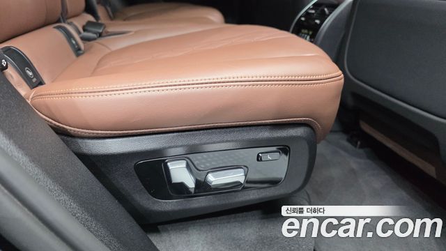 BMW X5 2022 — photo 36