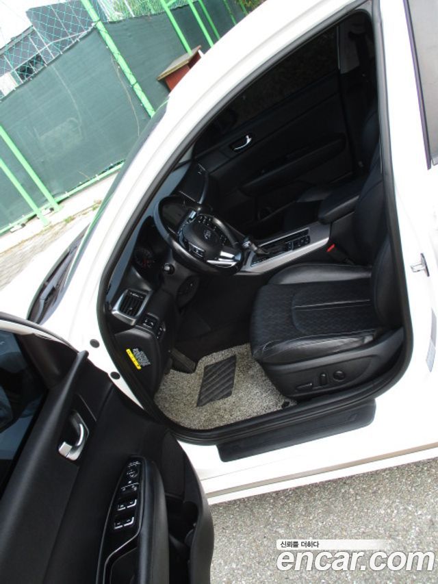 Kia K5 2019 — photo 7