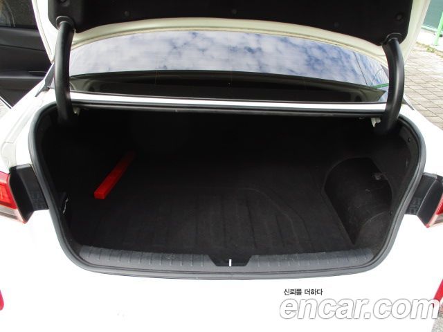 Kia K5 2019 — photo 11