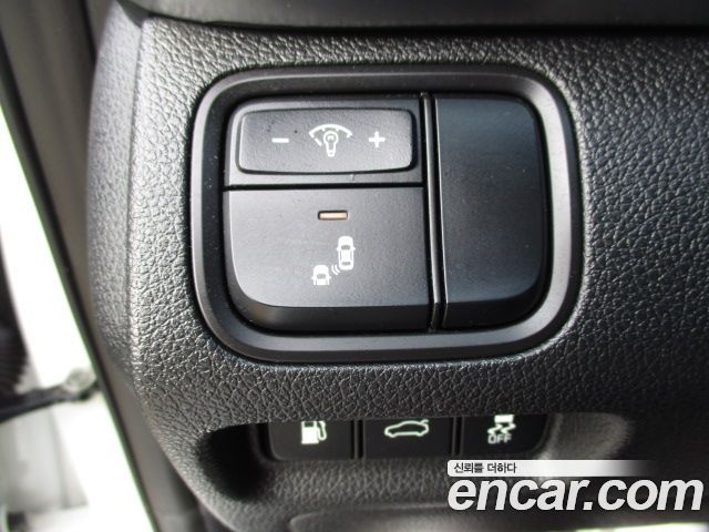 Kia K5 2019 — photo 17