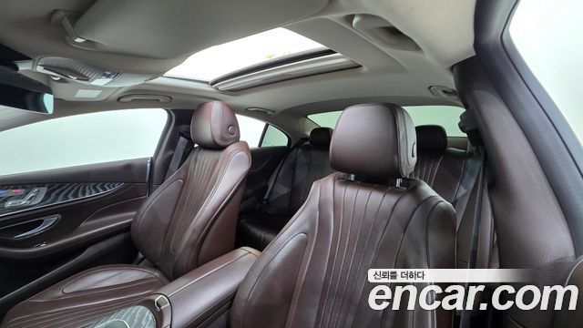 Mercedes-Benz CLS-Class 2021 — photo 12