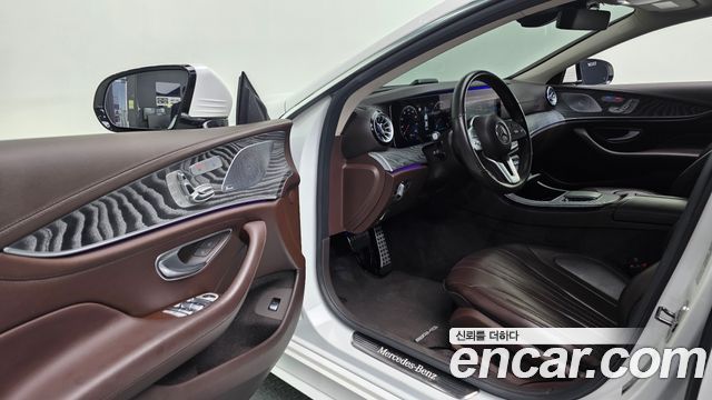 Mercedes-Benz CLS-Class 2021 — photo 13