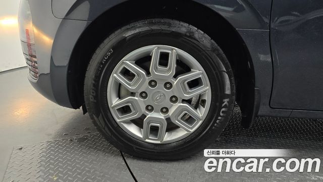 Hyundai Staria 2023 — photo 5