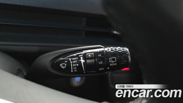 Hyundai Staria 2023 — photo 28