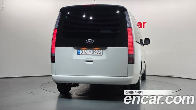 Hyundai Staria 2024 — photo 4