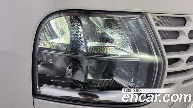 Hyundai Staria 2024 — photo 8