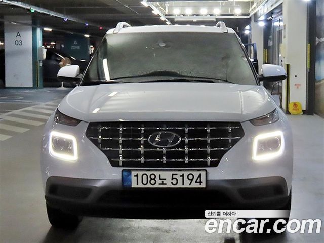 Hyundai Venue 2022 — photo 2