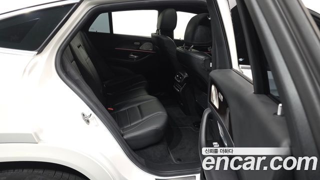 Mercedes-Benz GLE-Class 2026 — photo 18