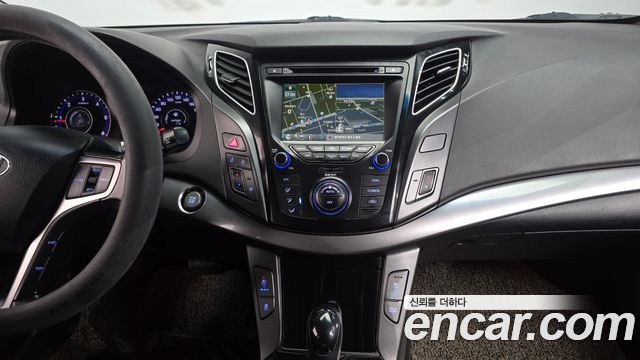 Hyundai i40 2015 — photo 13