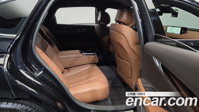 Genesis G80 2022 — photo 18