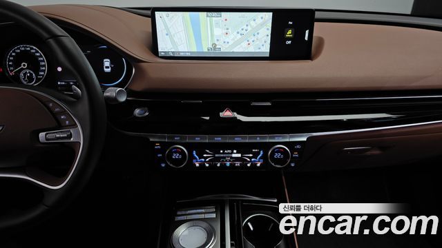 Genesis G80 2022 — photo 21