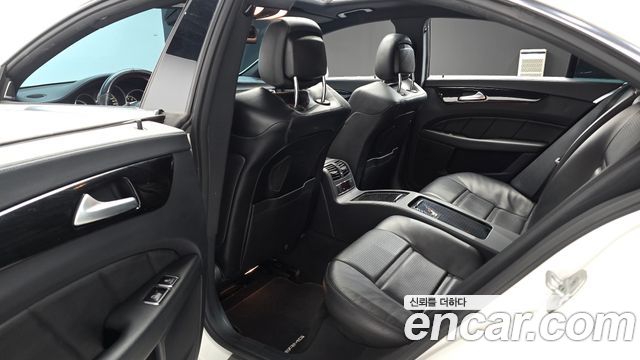 Mercedes-Benz CLS-Class 2015 — photo 11