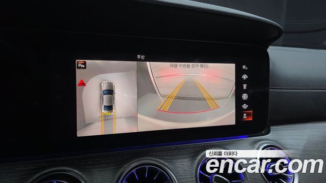 Mercedes-Benz CLS-Class 2021 — photo 21