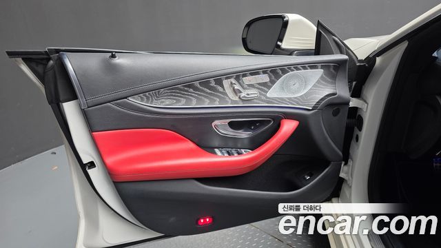 Mercedes-Benz CLS-Class 2021 — photo 24