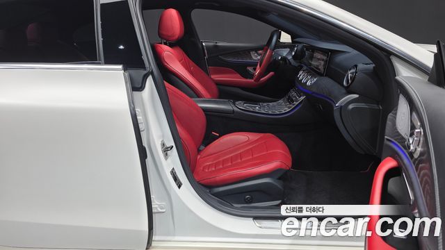 Mercedes-Benz CLS-Class 2021 — photo 16