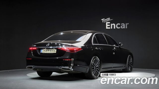 Mercedes-Benz S-Class 2022 — photo 2