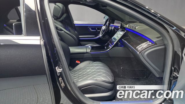 Mercedes-Benz S-Class 2022 — photo 11