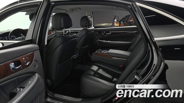 Hyundai Equus 2014 — photo 17