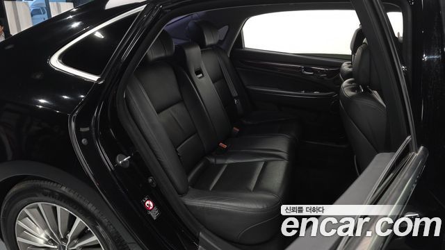 Hyundai Equus 2014 — photo 18