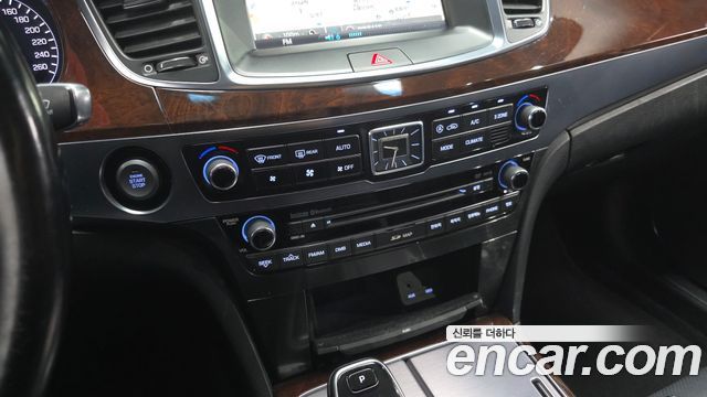 Hyundai Equus 2014 — photo 23